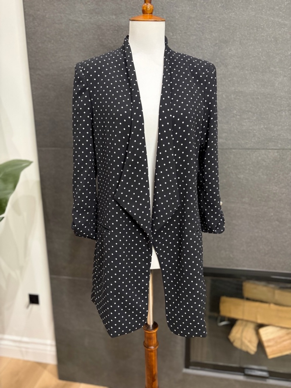 Philosophy Black Polka Dot Tab Sleeve Open Front Blazer Size Medium - Picture 6 of 12